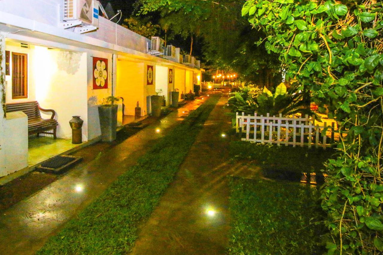 Hotel Nawathana ماتارا المظهر الخارجي الصورة